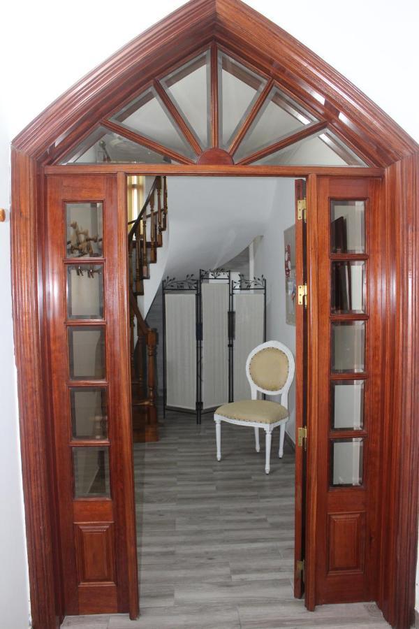 Vitorino De Nemesio Guesthouse ポンタ・デルガダ エクステリア 写真