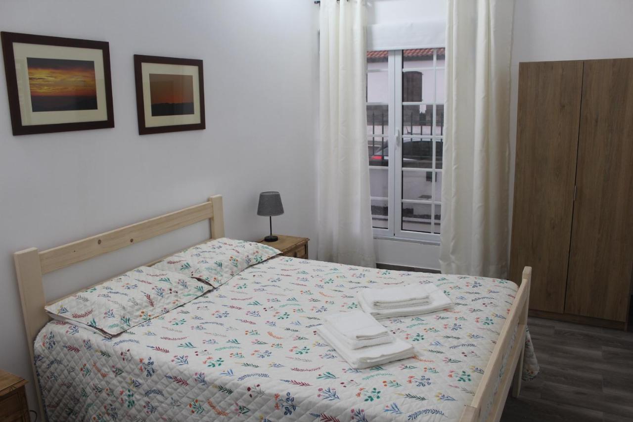 Vitorino De Nemesio Guesthouse ポンタ・デルガダ エクステリア 写真
